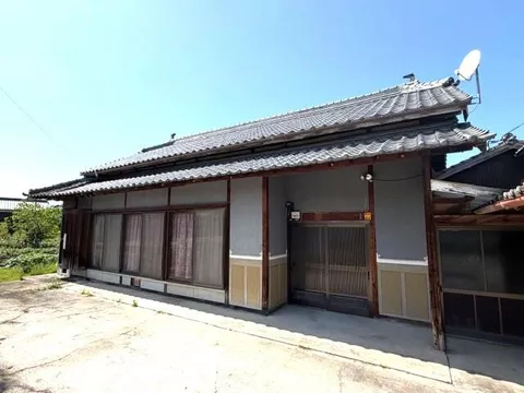 Manno Town, Nakado District, Yoshino (Tadotsu Station) Single-story building 6DK