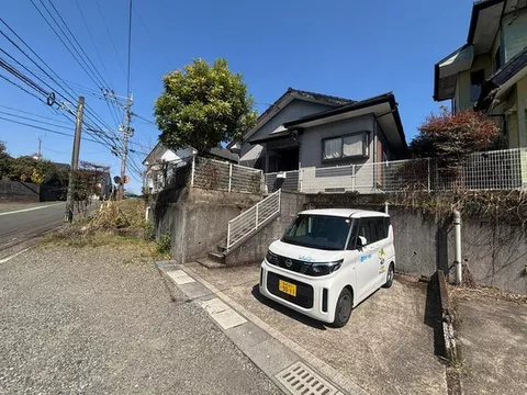 A 3LDK used house built in Heisei 7 has come up near the elementary school (^^)/