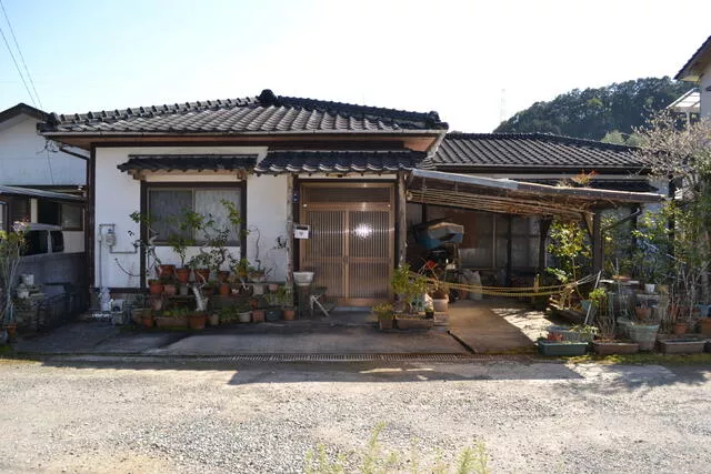 Nishimatsuura District, Arita Town, Toshaku (Arita Station), single-story building, 4DK