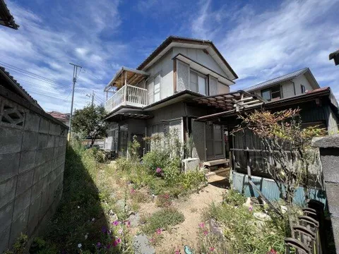 Kofu-shi, Kofu Ise 4-chome （Kai Sumiyoshi station） 2F 7K

3.8 million yen