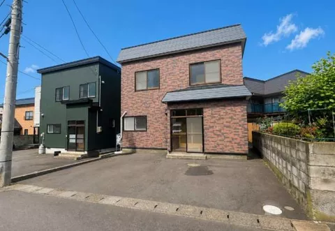 Aomori City, Oaza Asamushi, Hotarudani (Asamushi Onsen Station) 2-story building 6LDK