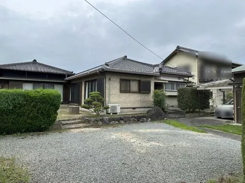 Kizukuri Town (Momozono Station) 8 million yen