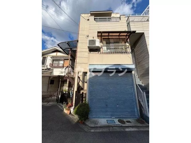 ☆Garage with shutter included☆All rooms are over 6 tatami mats in a 4LDK!☆Roof balcony