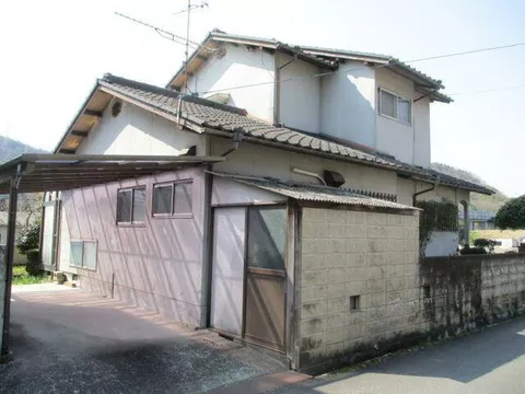Asakuchi City, Kamogata Town Honjo (Kamogata Station) 2-story building 5SDK
