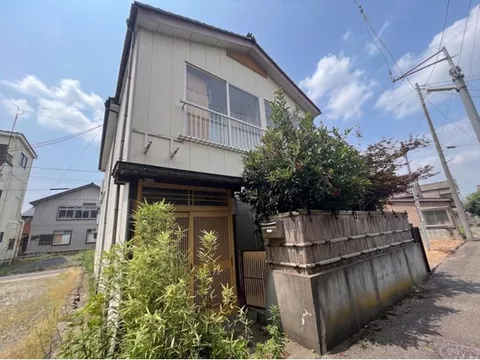 [City gas and sewage system complete] Spacious 6DK! Recommended for those who want to fully enjoy DIY♪