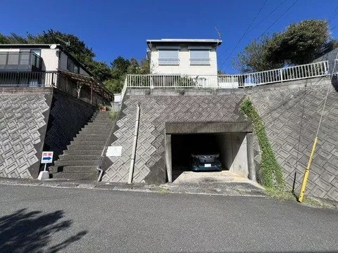 A used house built by Misawa Homes has appeared in the Dojoji area.