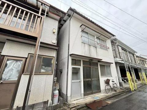 Yahatahama City, Jingu-mae (Yahatahama Station) 2-story building 3K