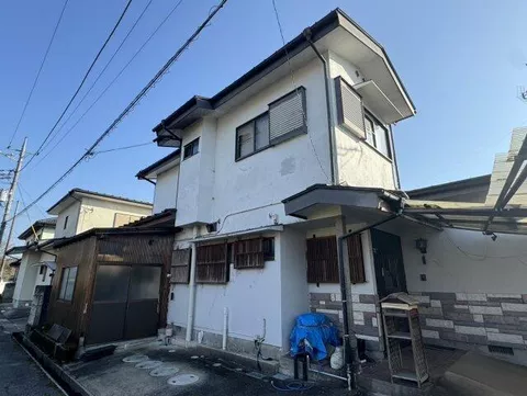 20 minutes on foot from JR Ryomo Line "Yamamae" Station