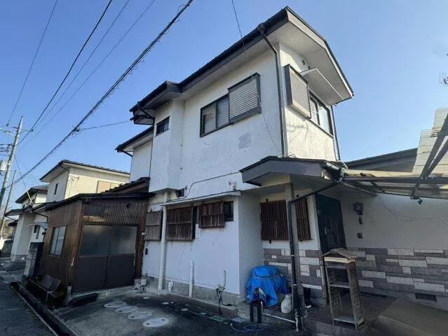 20 minutes on foot from JR Ryomo Line "Yamamae" Station