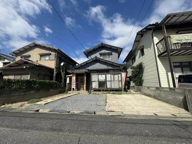 Moji Ward, Kitakyushu City, Oaza Hata (Moji Station) 2-story 3LDK