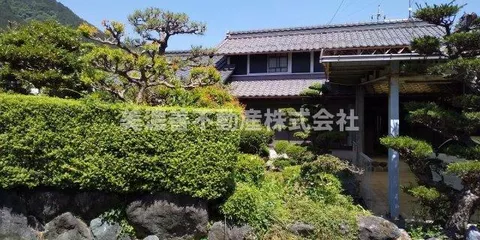 Ibi County, Ikeda Town, Dan 2-story building 6K