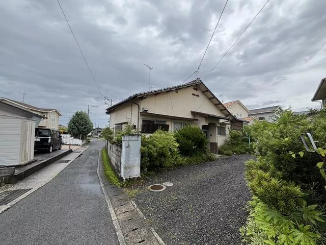 Nakatsu City, Oaza Otsuka (Nakatsu Station) Single-story building 3K