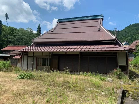 Higashiomi-shi, Kimigahatacho (Yokaichi Sta.) Single story house, 5DK

2.9 million yen