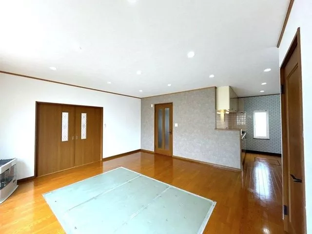 [Open House] [Interior renovation completed] [City gas Eco-Jo's] Wallpaper replaced