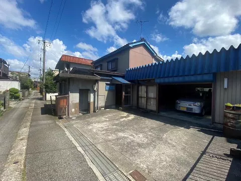 Uozu City, Tomomichi (Dentetsu Uozu Station) 2-story building 8DK