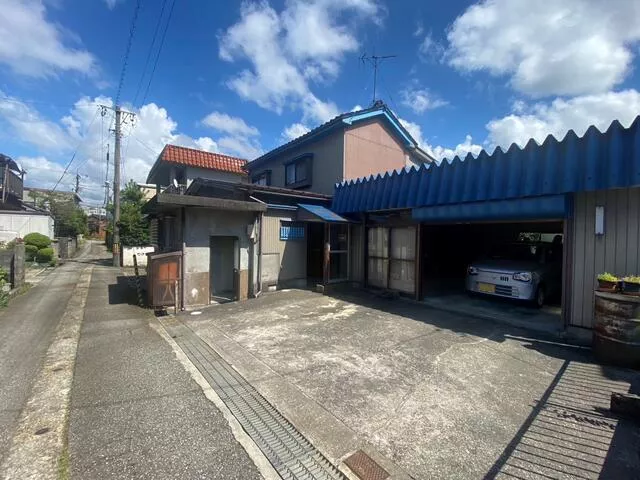 Uozu City, Tomomichi (Dentetsu Uozu Station) 2-story building 8DK