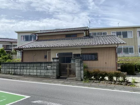 Annaka City, Haraichi 1-chome (Isobe Station) 2-story building 5K