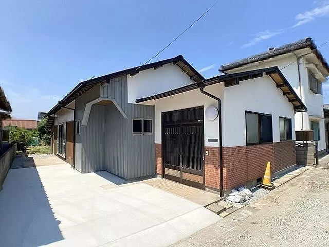 Used single-family home in Yami Town, used house