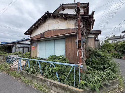 Sugito Town, Kitakatsushika District, Oaza Miyamae (Minami-Sakurai Station) 2-story 4DK