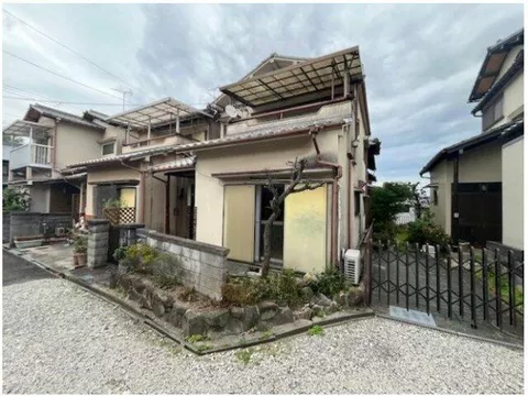 Yamato Koriyama City, Shinmachi (Yamato Koizumi Station) 2-story building, 5DK