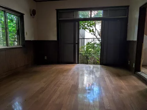 Okamura 3-chome, Isogo Ward, Yokohama City (Makita Station) 2-story building 5DK
