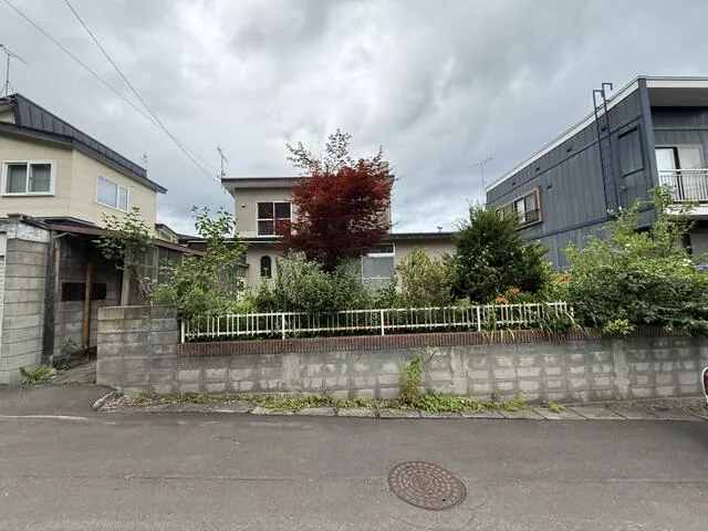 Otaru City, Katsuoka-cho (Zenibako Station) 2-story 4LDK