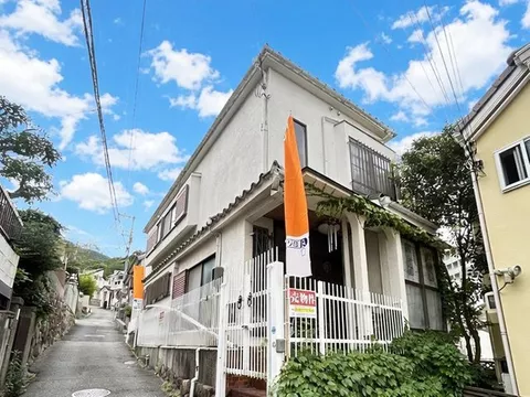 Immediate handover available! Excellent homecoming flow with 6DK◎ 5 minutes on foot to the supermarket, a livable environment