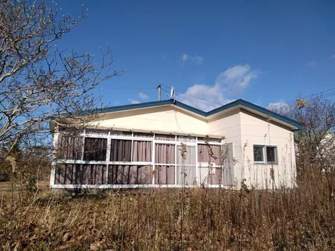 Shiraoi-gun Shiraoi-cho, Ishi-yama (Hagino Station) Single-story building 1LDK