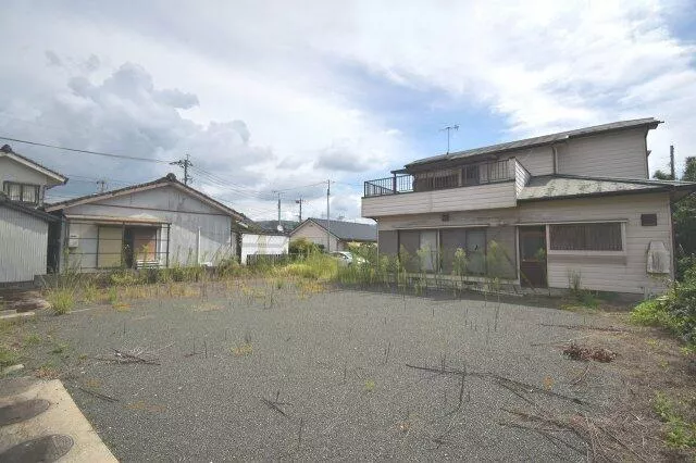 Satsumasendai City, Kokubunji Town (Kamikawauchi Station) 2-story building 3LDK