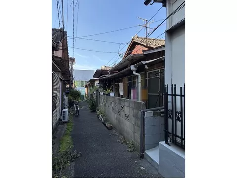 Single-story house in Kokura Kita Ward, flat land, regular shape. Road frontage approximately 1.8m (no vehicle access)