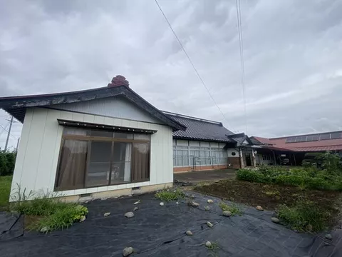Oshu City, Iwate Prefecture, Nanto, Yachinaka (Mizusawa Station), single-story building, 11DK - Image 1