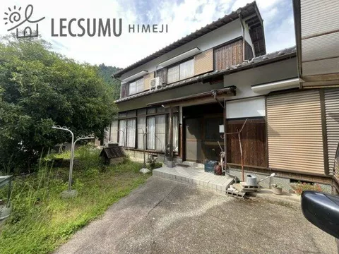 Himeji City, Yumesaki-cho, Yamanouchi (Himeji Station), 2-story building, 8DK