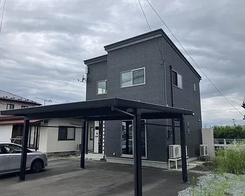 Used single-family home in Higashine City, Kamimachi Nishi 4-chome