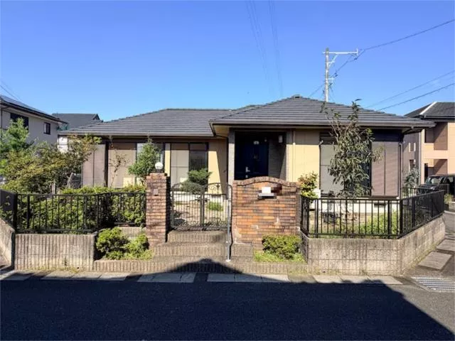 Tsu City, Isshinden Hirano (Higashi Isshinden Station) Single-story building 3LDK