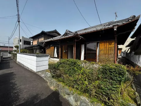 Shikoku Chuo City, Samukawa Town (Iyo Samukawa Station), single-story, 6DK