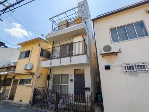 Osaka City, Higashiyodogawa Ward, Nishi Awaji 5-chome (Higashiyodogawa Station), 3-story, 3LDK