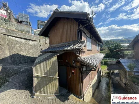 Ito District, Katsuragi Town, Oaza Takada (Nishikasada Station) 2-story building 5DK
