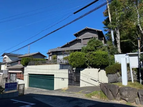 Kitakyushu City, Kokurakita Ward, Miyako 1-chome (Nishi-Kokura Station) 2-story building 6SDK