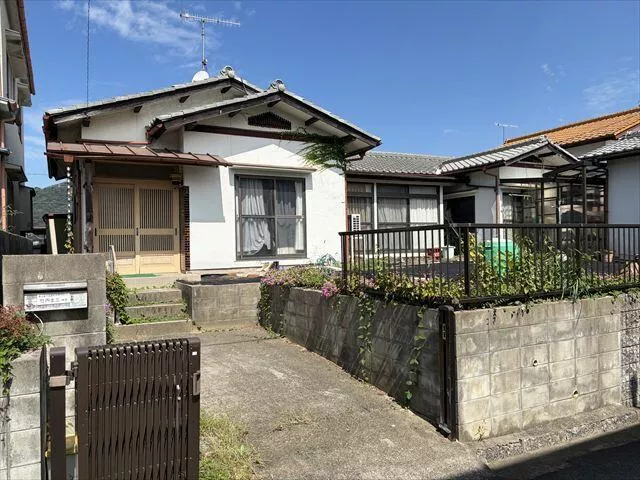 Higashihiroshima City Takayacho Kinehara (Nishitakaya Station) Single-story building 5DK