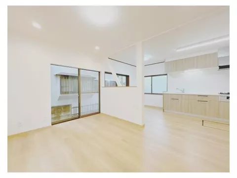 [Open House] Renovated [New water facilities replaced] [Exterior painting completed] 15 minutes on foot