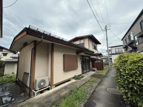 Yamagata City, Kobayashi River Town 1-chome (Yamagata Station) 2-story building 6DK