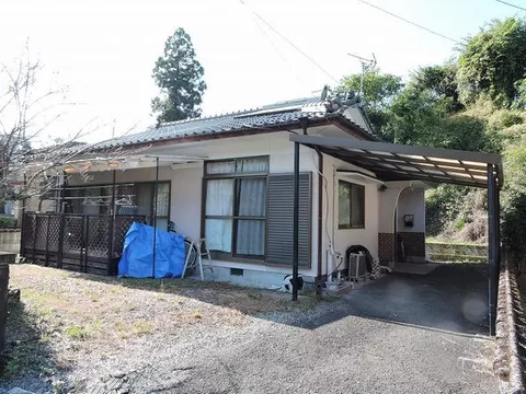 Used house in Makata, Kobayashi City (Kaizo)! Good condition interior! 4DK single-story house! Quiet residential area!