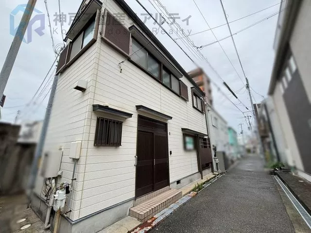 ≪24-hour online viewing reservations available≫ Two train lines available: subway and JR ♪ Renovated ♪
