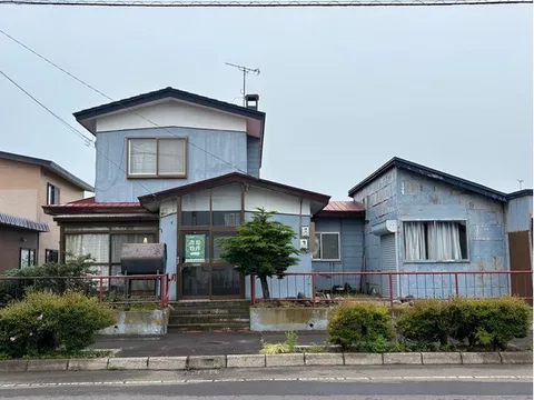 880,000 yen, Tokushima, Kitahiyama District