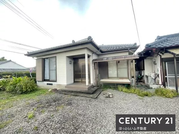Miyakonojo City, Yamanokuchicho Tomiyoshi (Mochihara Station) Single-story building 2LDK