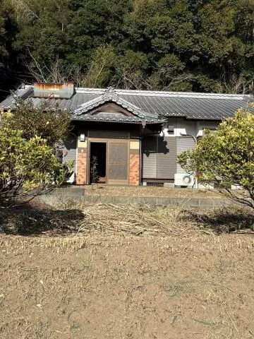 2000m on foot from JR Nippo Main Line "Isoichi" Station [Bus available] 5 minutes on foot from Minobara Entrance bus stop