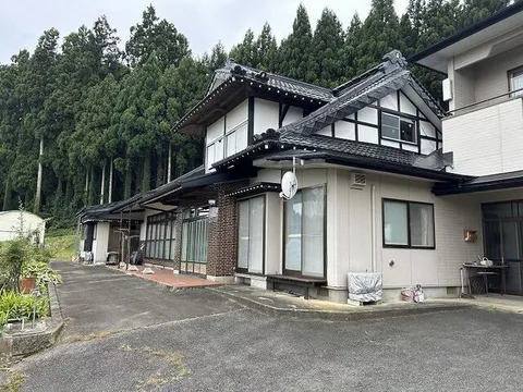 Iwate County, Kanegasaki Town, Nagasawa Kamihara (Kanegasaki Station) 2-story 15DK
