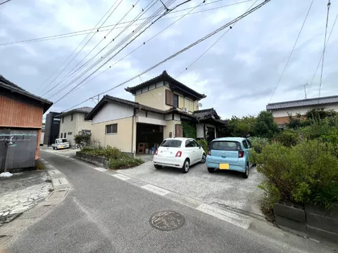 Saga City, Kawasoe Town, Oaza Koko Mori (Saga Station) 2-story building 5SDK