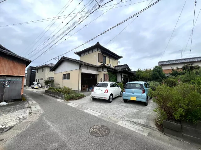 Saga City, Kawasoe Town, Oaza Koko Mori (Saga Station) 2-story building 5SDK