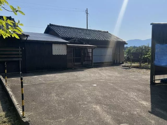 Nanto City Kunihiro (Jouhana Station) Single-story building 5DK